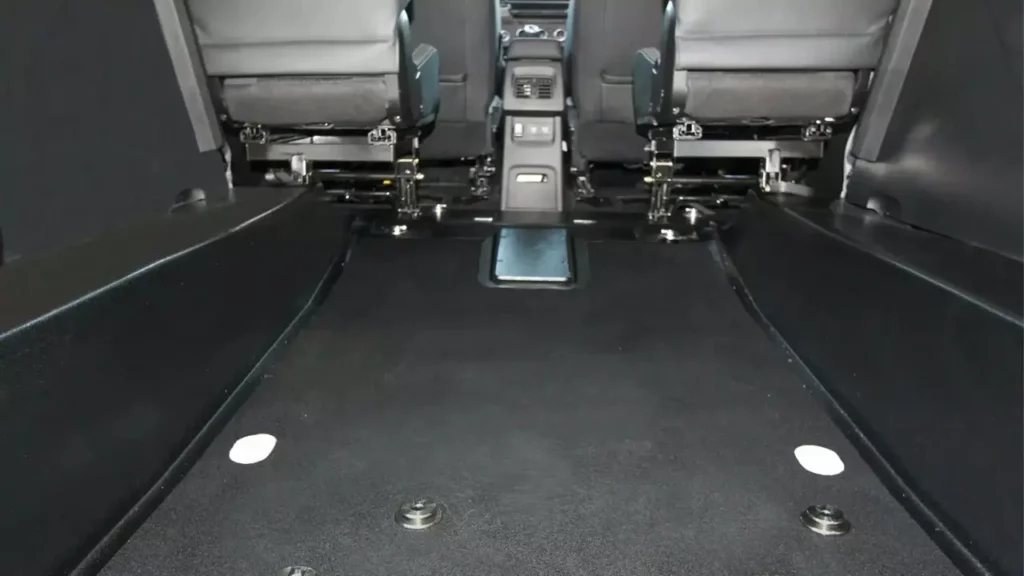 Vue du décaissement du Renault Kangoo TPMR