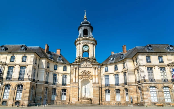 rennes mairie de la ville avec le clocher