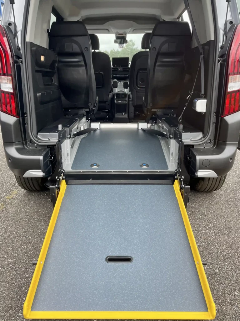 Peugeot rifter tpmr vue arrière rampe ouverte