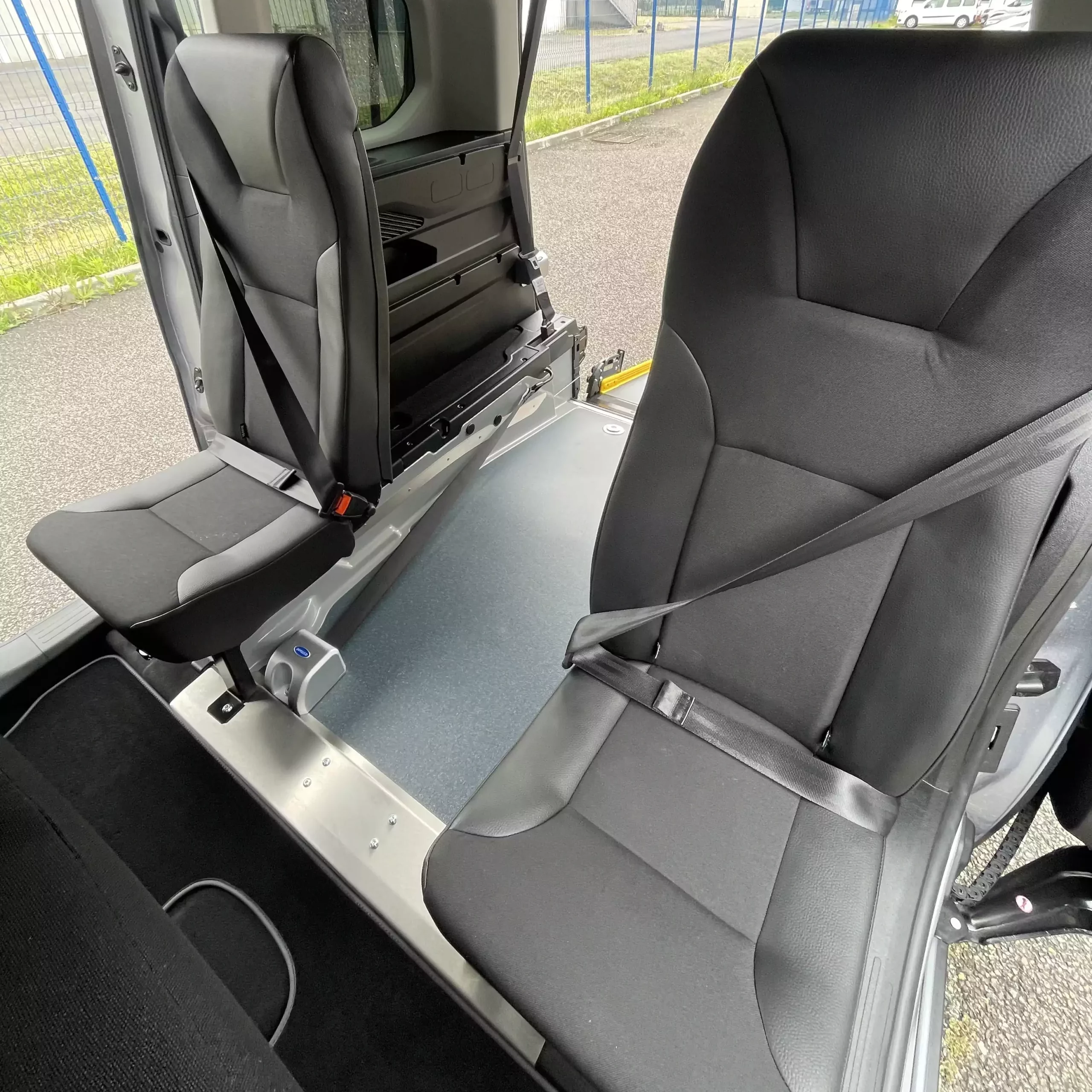 Peugeot rifter tpmr vue siège rang 2 de devant