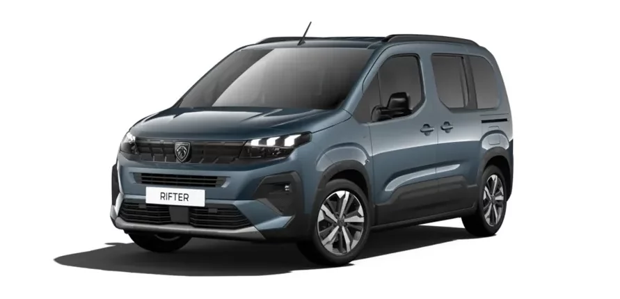 Peugeot Rifter TPMR 2024 vue de la face avant gauche fond blanc de couleur bleu