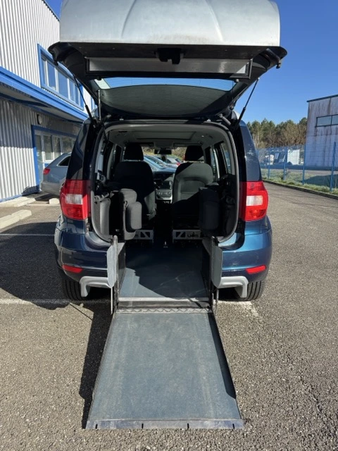 SKODA Yeti TPMR bleu rampe ouverte